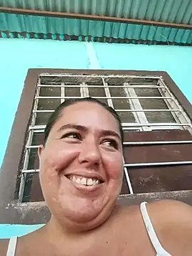 yyuly online show from 10/05/25, 05:00