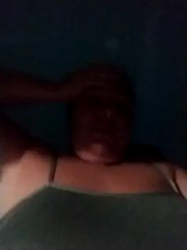 yyuly online show from 10/26/25, 03:45