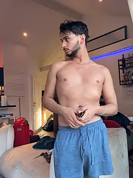 Gipsyboysteve online show from 11/28/25, 09:56