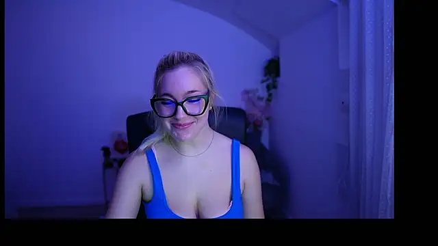 leokitty  online show from 03/16/26, 02:21