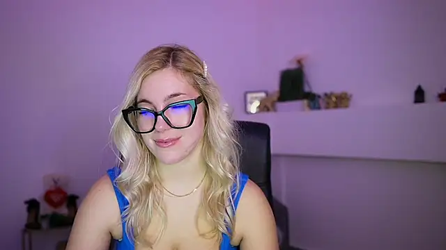 leokitty  online show from 03/26/26, 01:38