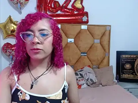 CATTALINAHOT online show from 04/07/26, 02:56