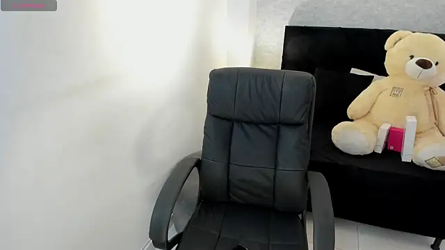 lily cash1 online show from 09/22/25, 07:05