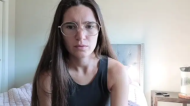 Snapshot of bambifarrina chatting on 09/29/25, 08:13 bambifarrina online show from 09/29/25, 08:13