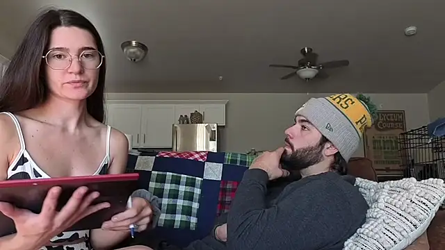 Snapshot of bambifarrina chatting on 11/16/25, 04:34 bambifarrina online show from 11/16/25, 04:34