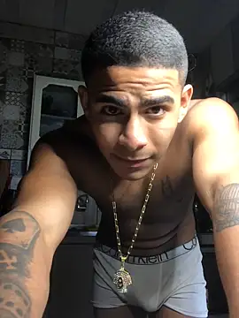 Novindot23cm online show from 10/13/25, 01:05