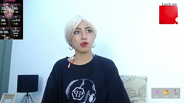 Snapshot of Vampgyal chatting on 10/09/25, 08:45 Vampgyal online show from 10/09/25, 08:45