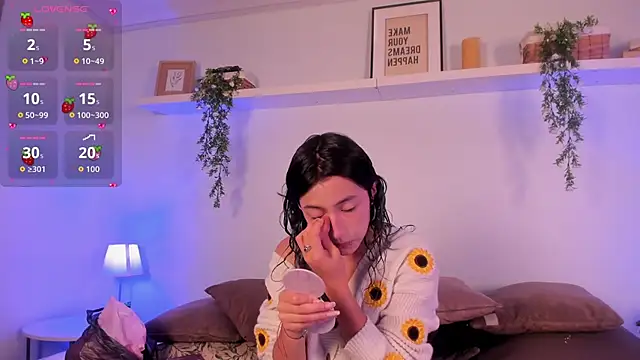 Snapshot of Vampgyal chatting on 10/16/25, 08:10 Vampgyal online show from 10/16/25, 08:10