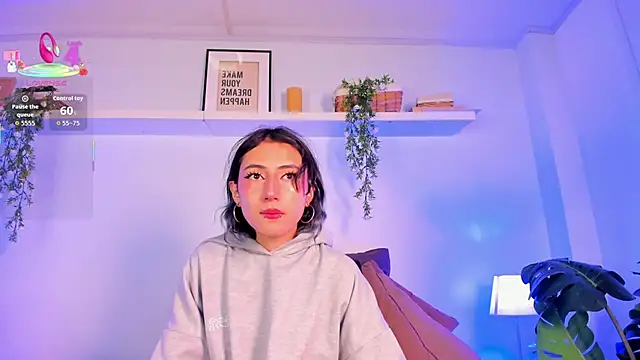 Snapshot of Vampgyal chatting on 10/25/25, 12:07 Vampgyal online show from 10/25/25, 12:07