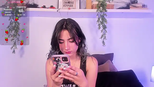 Snapshot of Vampgyal chatting on 11/07/25, 08:42 Vampgyal online show from 11/07/25, 08:42