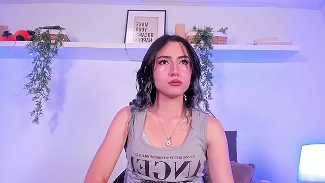 Snapshot of Vampgyal chatting on 11/11/25, 01:16 Vampgyal online show from 11/11/25, 01:16