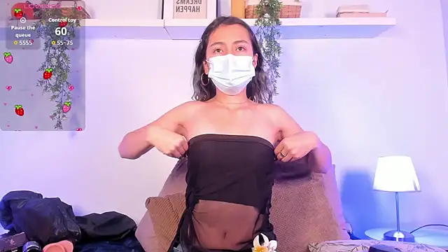 Snapshot of Vampgyal chatting on 11/13/25, 08:41 Vampgyal online show from 11/13/25, 08:41