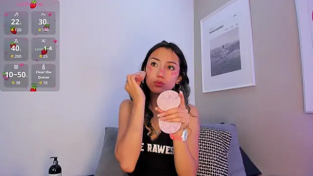 Snapshot of Vampgyal chatting on 12/04/25, 10:29 Vampgyal online show from 12/04/25, 10:29