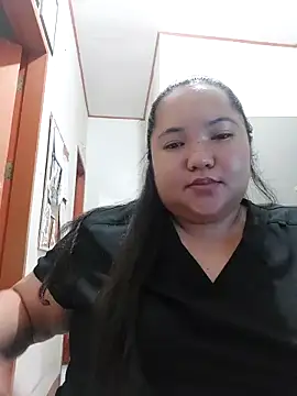 LianaCruzado online show from 04/04/26, 02:03