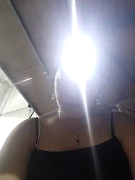 Snapshot of naop04 chatting on 09/18/25, 07:10 naop04 online show from 09/18/25, 07:10