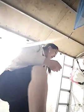 Snapshot of naop04 chatting on 11/22/25, 12:09 naop04 online show from 11/22/25, 12:09