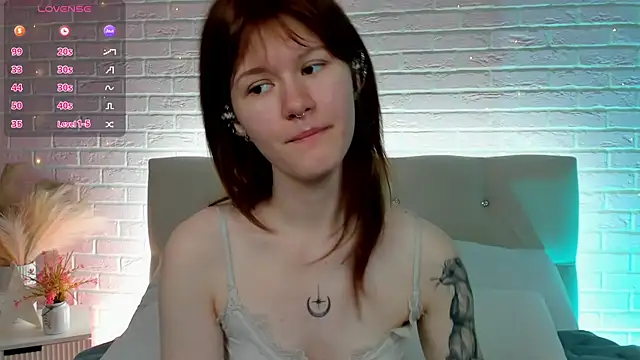 Aria Vox online show from 09/21/25, 06:04