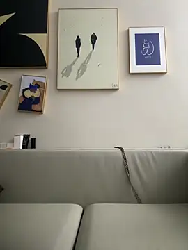 anna yngs online show from 09/25/25, 01:04