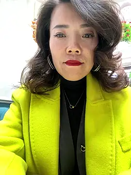 anna yngs online show from 11/10/25, 07:29