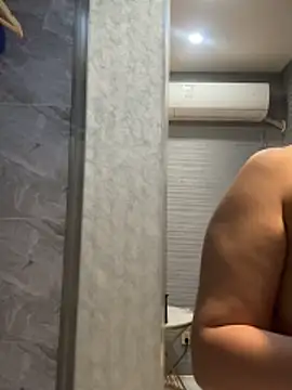 anna yngs online show from 11/30/25, 04:44