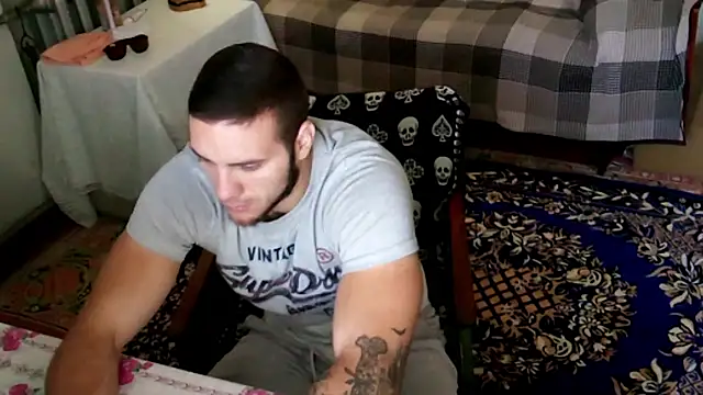 Jordan1Dior online show from 09/22/25, 06:15