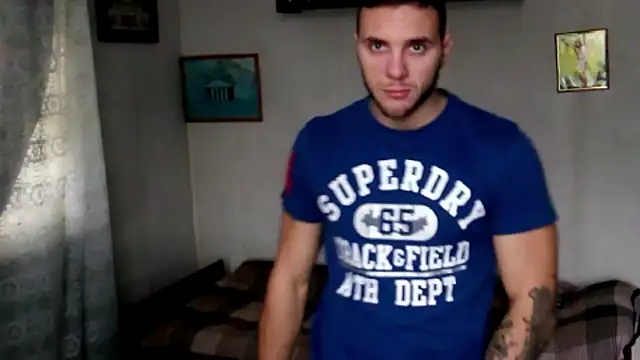 Jordan1Dior online show from 10/23/25, 06:45