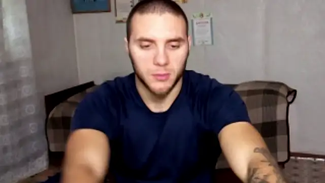 Jordan1Dior online show from 11/18/25, 07:46