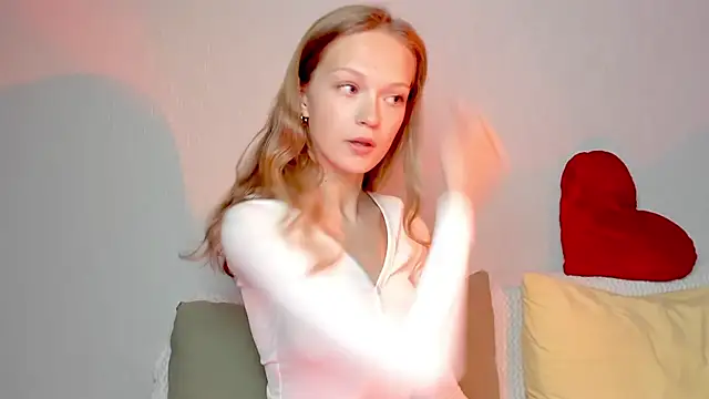 Kara smalltits online show from 05/29/26, 11:30