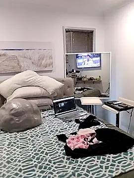 Snapshot of iamthepublickmasterbater chatting on 10/26/25, 02:39 iamthepublickmasterbater online show from 10/26/25, 02:39