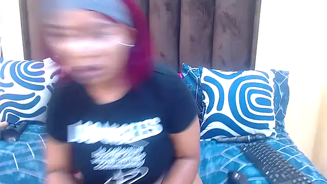 AfricanQueenxx40 online show from 02/13/26, 03:02