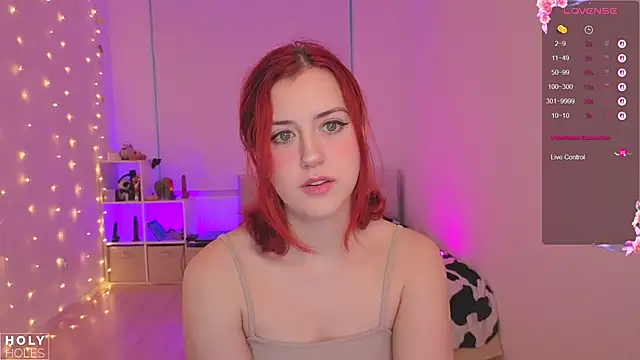 Snapshot of bananasgirl chatting on 11/14/25, 06:12 bananasgirl online show from 11/14/25, 06:12