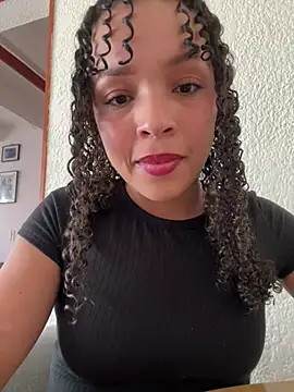 Yasmin777  online show from 02/12/26, 07:42