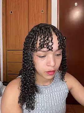 Yasmin777  online show from 03/22/26, 09:40