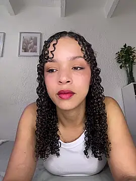 Yasmin777  online show from 06/06/26, 05:06