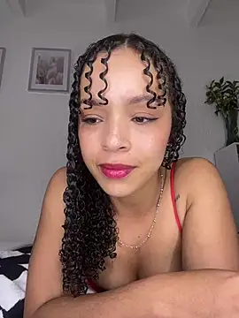 Yasmin777  online show from 07/19/26, 09:51