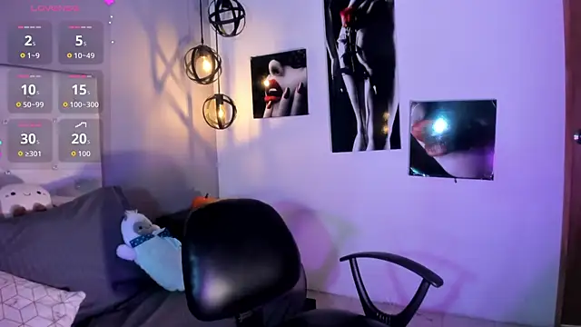 Nicollee Heart online show from 10/29/25, 02:41