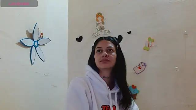 Akasha001 online show from 10/21/25, 10:49