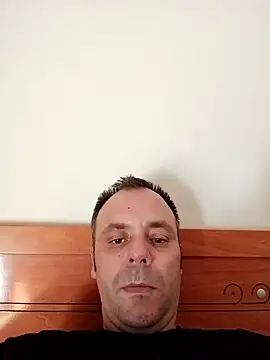 Snapshot of manchego85 chatting on 09/30/25, 10:09 manchego85 online show from 09/30/25, 10:09