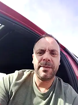 Snapshot of manchego85 chatting on 11/01/25, 12:51 manchego85 online show from 11/01/25, 12:51