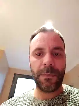 Snapshot of manchego85 chatting on 11/06/25, 04:30 manchego85 online show from 11/06/25, 04:30