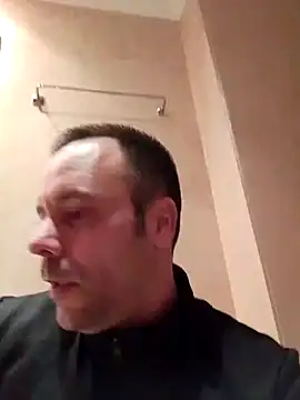 Snapshot of manchego85 chatting on 11/09/25, 01:15 manchego85 online show from 11/09/25, 01:15