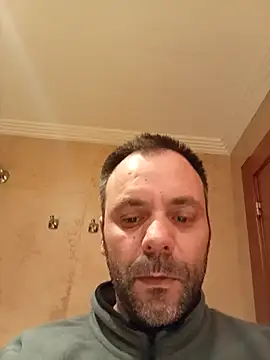 Snapshot of manchego85 chatting on 11/16/25, 12:16 manchego85 online show from 11/16/25, 12:16