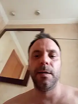 Snapshot of manchego85 chatting on 04/11/26, 04:11 manchego85 online show from 04/11/26, 04:11