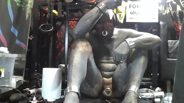 Snapshot of object857 chatting on 07/19/26, 10:13 object857 online show from 07/19/26, 10:13