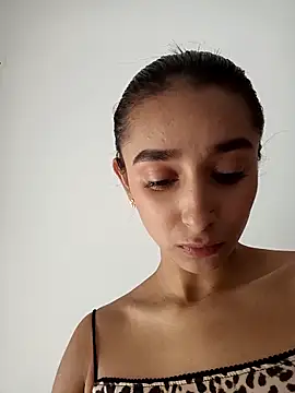 CandyFoxter  online show from 10/28/25, 09:57