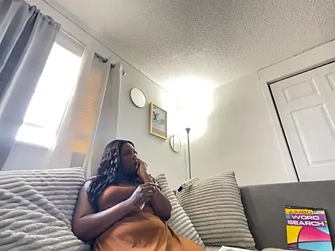 Bleuk online show from 05/26/26, 11:34