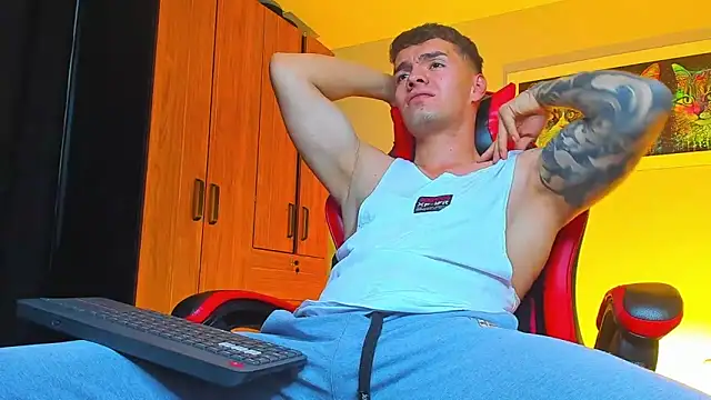 ALPHA DOMINUS  online show from 10/01/25, 04:29