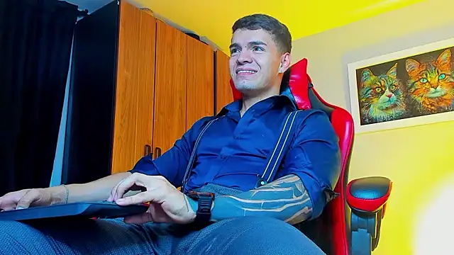 ALPHA DOMINUS  online show from 10/08/25, 03:59