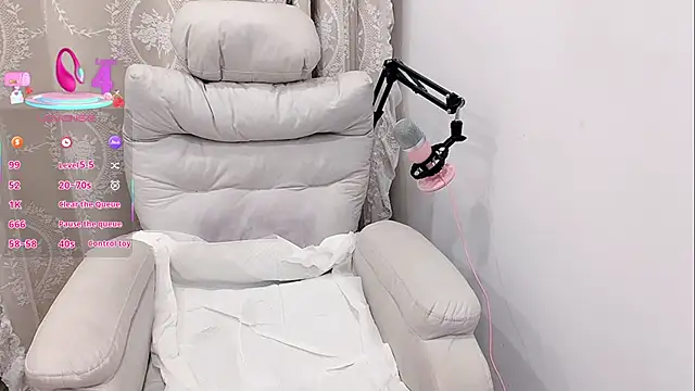 tuantuanle online show from 12/16/25, 02:00