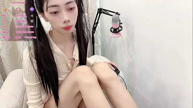 tuantuanle online show from 12/23/25, 06:22